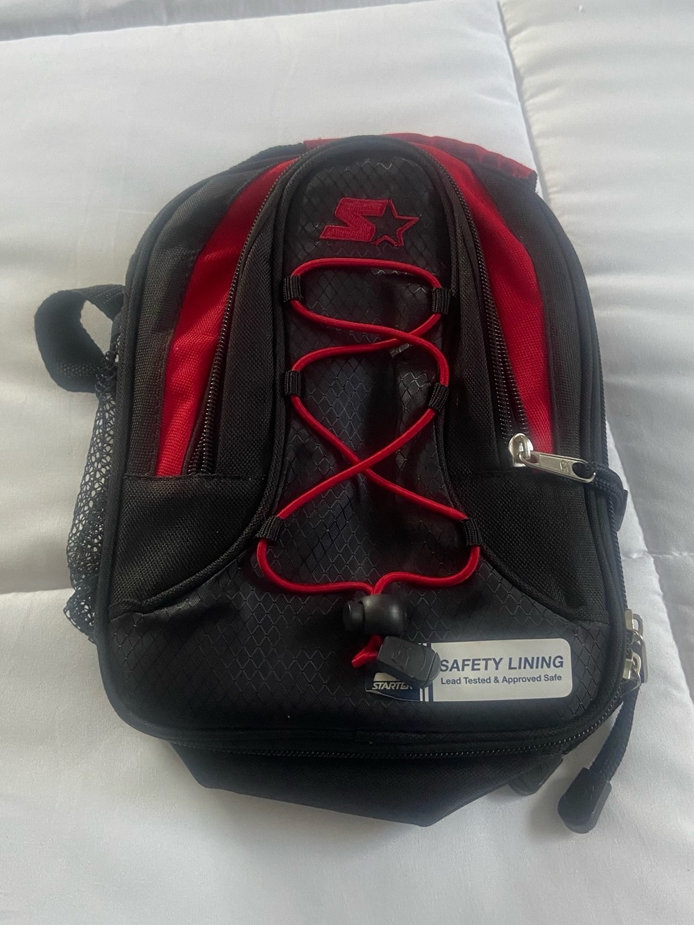 Vintage STARTER Black and Red Front-Bungee Lunchbox
